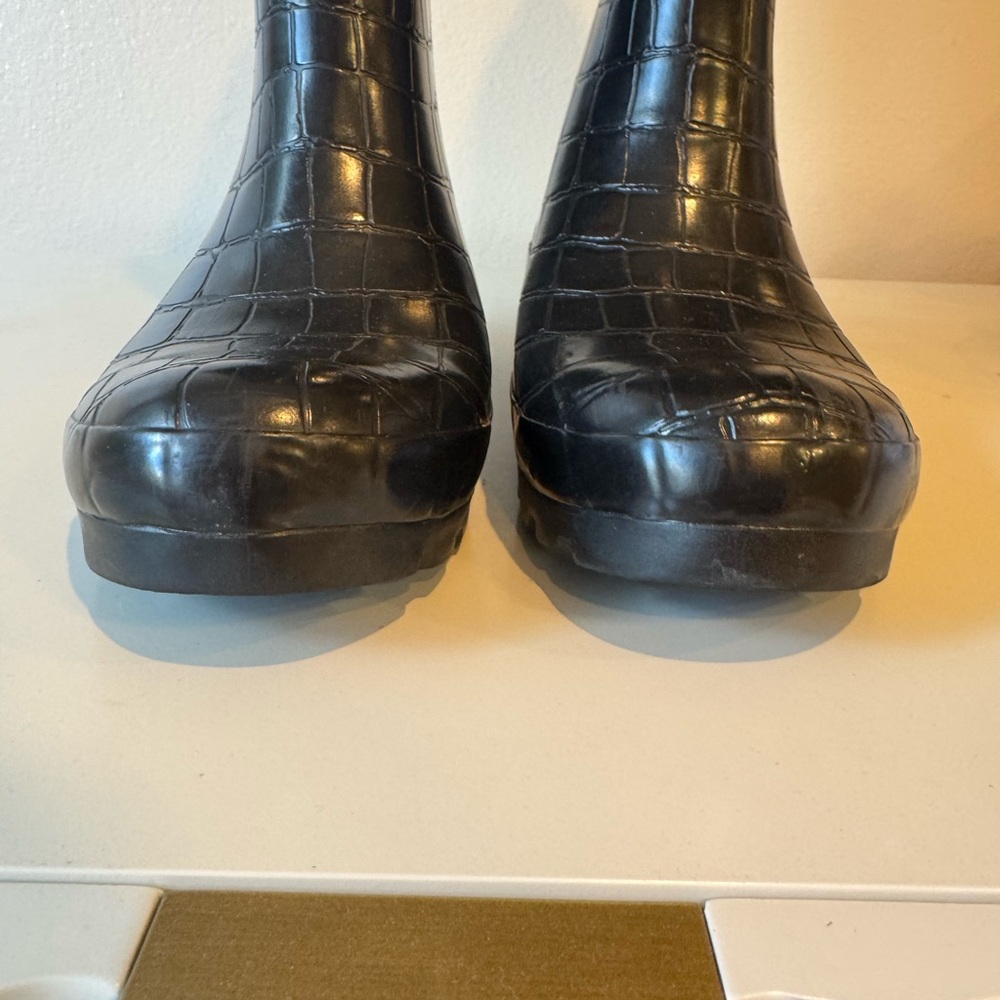 Henri Bendel Black Croc-Patterned Boots - Picture 10 of 12
